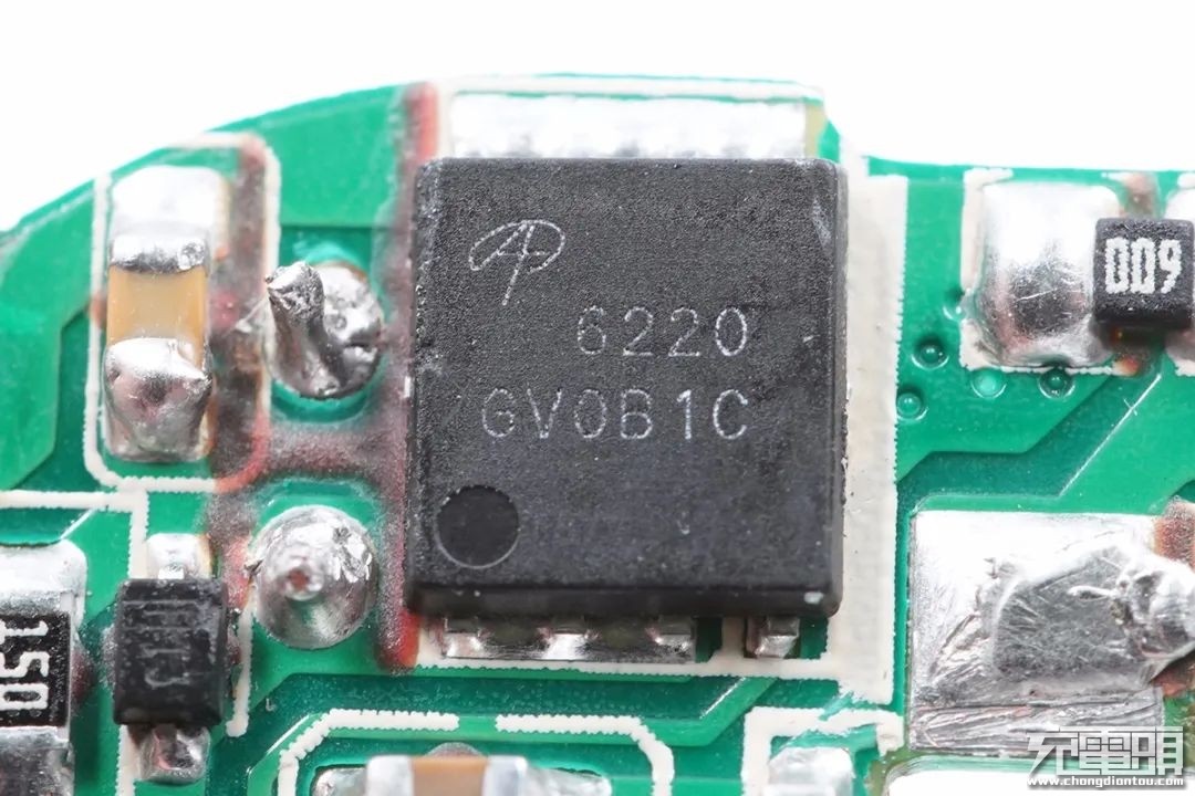 拆解报告：RAVPOWER 90W双USB-C口PD快充充电器RP-CPCN001-充电头网
