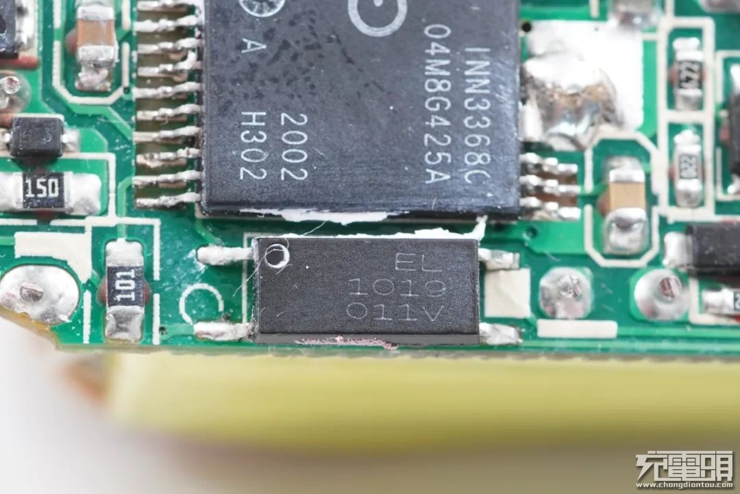 拆解报告：RAVPOWER 90W双USB-C口PD快充充电器RP-CPCN001-充电头网