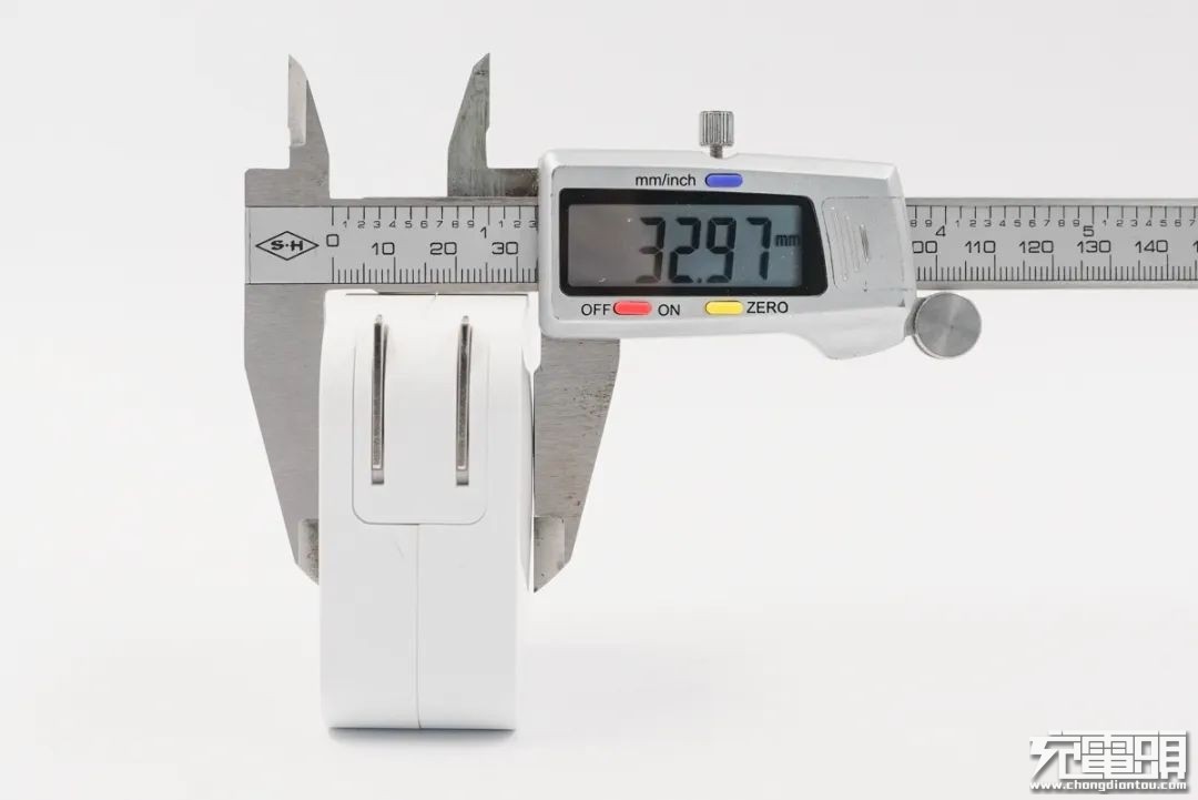 拆解报告：RAVPOWER 90W双USB-C口PD快充充电器RP-CPCN001-充电头网